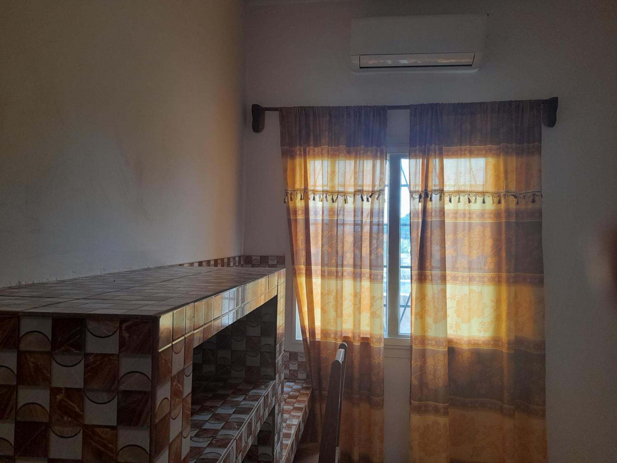 Appartement Familial Spacieux Avec Climatisation Ziguinchor Zimmer foto